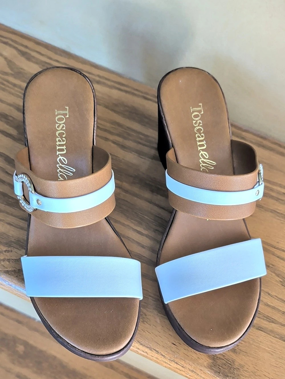 Toscanella Jeweled Buckle Wedge Sandals White US 7.5 Like New